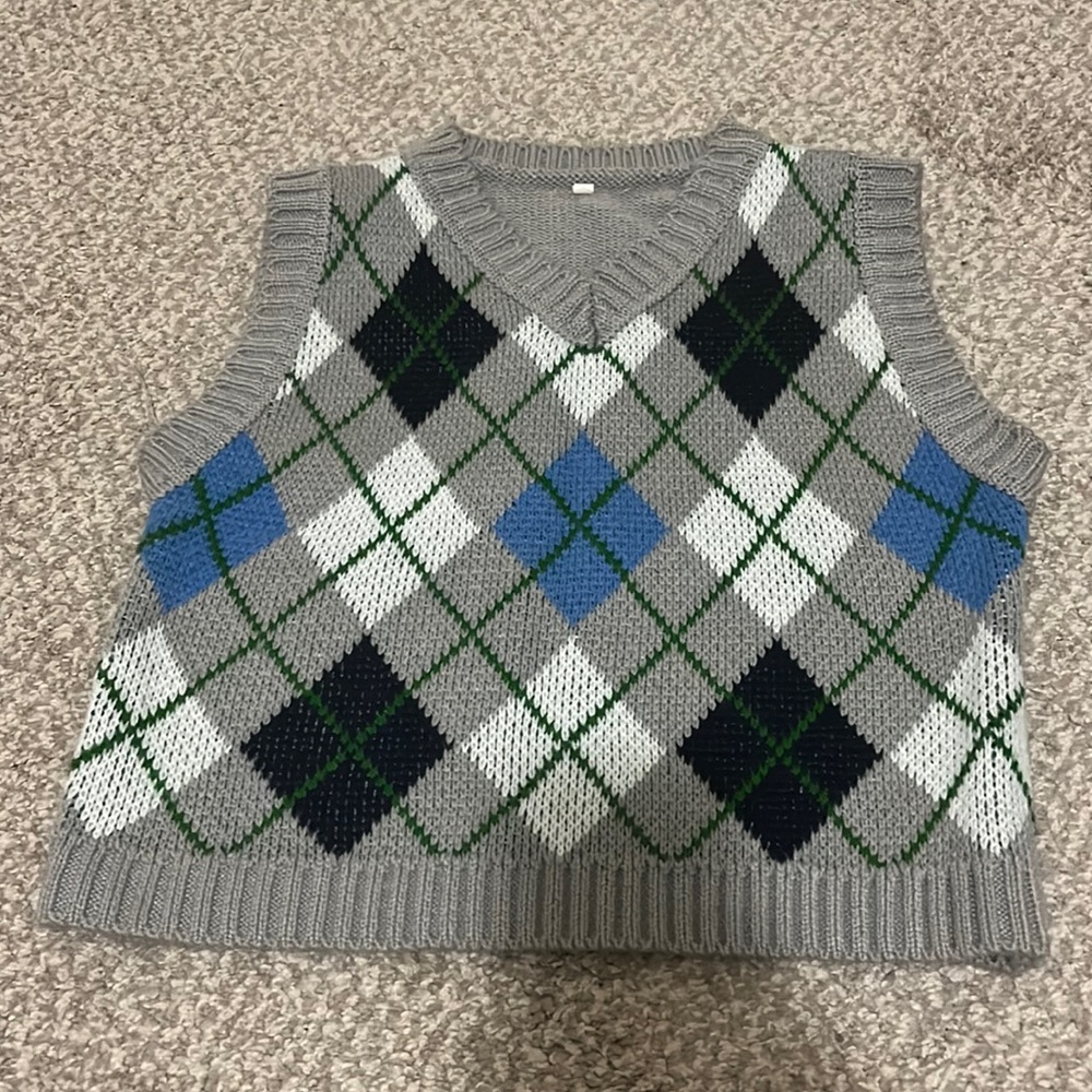 Crop Sweater Vest